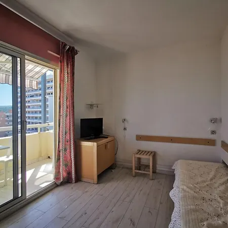 Le Lavandou, 4 Pers, A 10m, Clim, Parking - Fr-1-803-24 Apartment